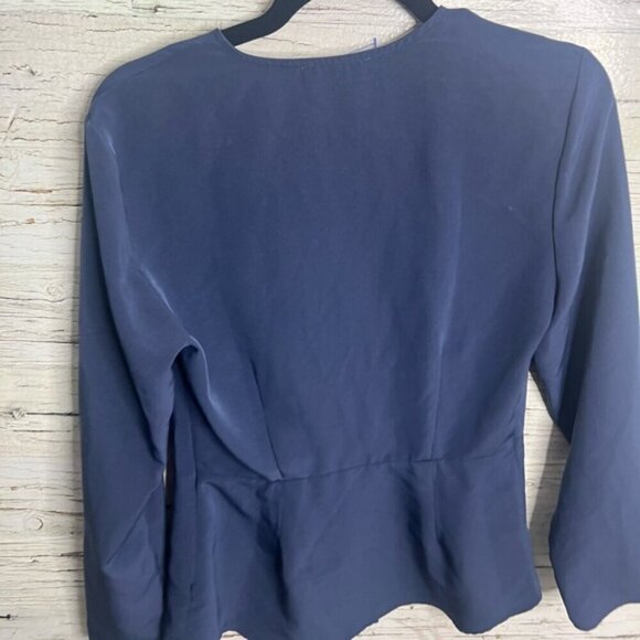 Halston Blouse  top blue size small - Picture 7 of 8